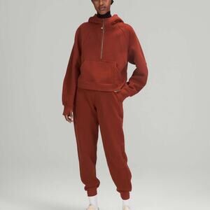 Lululemon Scuba High Rise Joggers SZ 8 - Date Brown